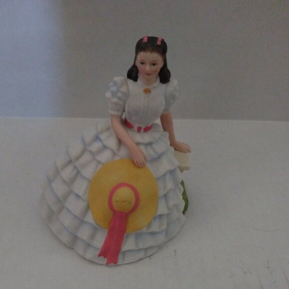 Vintage Avon Images of Hollywood figurine - Picture 1 of 6